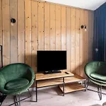 Couple At Hambachtal Apartament *