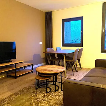 Couple At Hambachtal Appartement Oberhambach