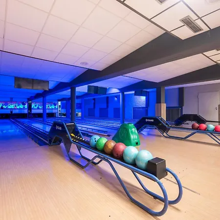 Couple At Hambachtal Apartment *