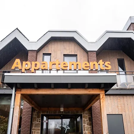 Couple At Hambachtal Oberhambach