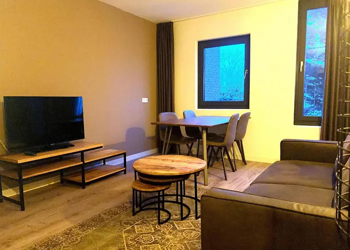 Couple At Hambachtal Lägenhet Oberhambach