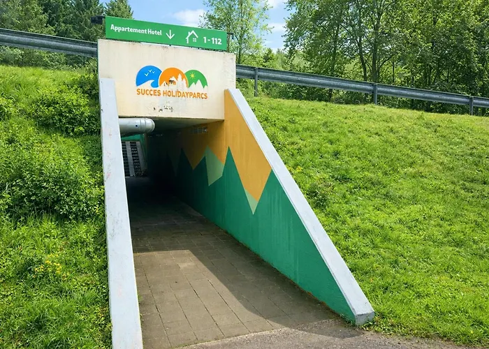 Couple At Hambachtal