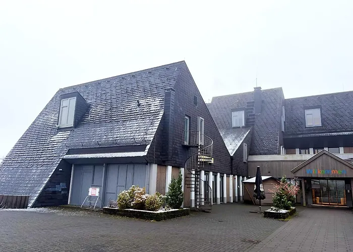 Couple At Hambachtal Oberhambach