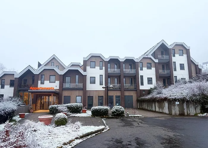 Couple At Hambachtal